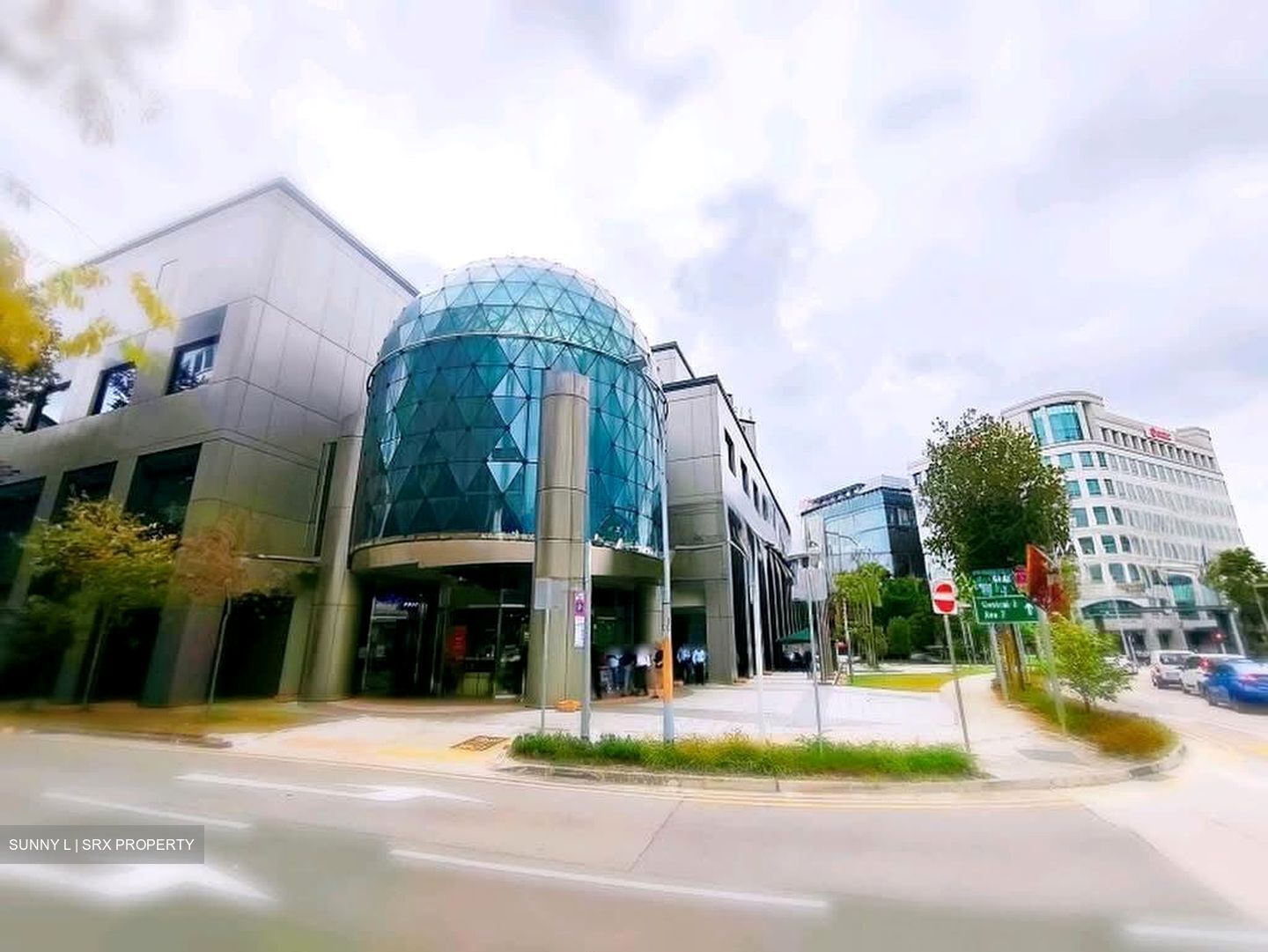 Tampines Central 1 (D18), Retail #602777031